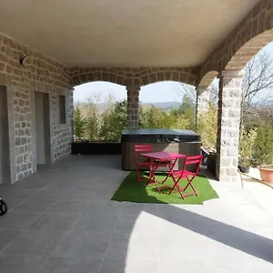Des Roches Jacuzzi Privatif Couette-café Labeaume